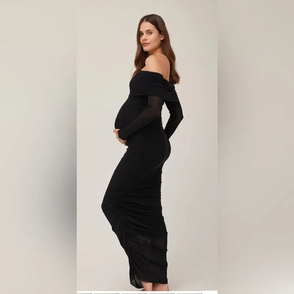 green emerald velvet dress BUMPSUIT Off the Shoulder Maternity Dress for Pregnancy, Stretchy Fabric  Foldover Neckline Ladies Long Maternity Maxi Dress Black at Amazon Women's  Clothing store main image 0